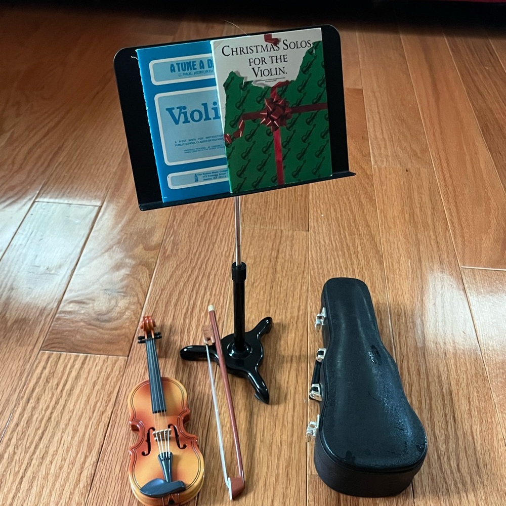 American Girl Violin Set with Stand and Case